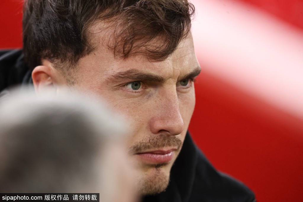 斯洛特未来堪忧：仅靠欧冠资格无法确保留任，利物浦需战术革新